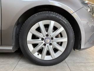 MERCEDES-BENZ A 180 usata, con Cerchi in lega