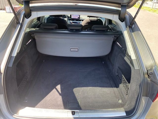 AUDI A4 usata, con Sedile posteriore sdoppiato