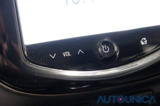 OPEL Corsa usata, con Sensori di parcheggio anteriori