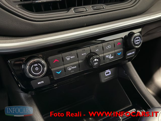 JEEP Compass usata, con Servosterzo