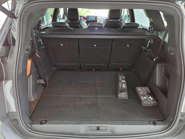PEUGEOT 5008 usata, con Alzacristalli elettrici