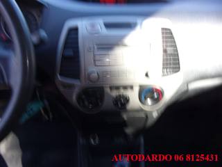 HYUNDAI i20 usata 10
