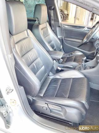 VOLKSWAGEN Golf usata, con ESP