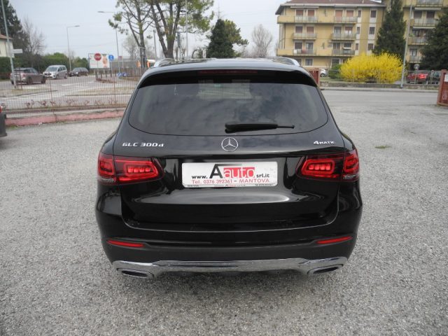 MERCEDES-BENZ GLC 300 usata 104