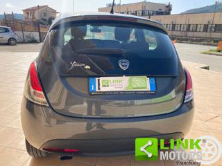 LANCIA Ypsilon usata, con Autoradio