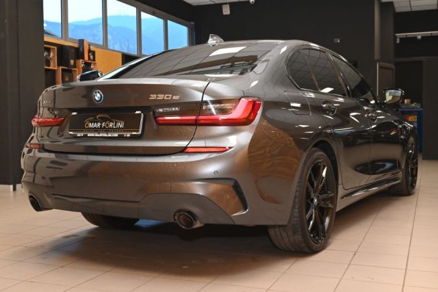BMW 330 usata 85