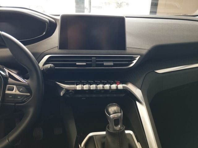 PEUGEOT 3008 usata, con Specchietti laterali elettrici