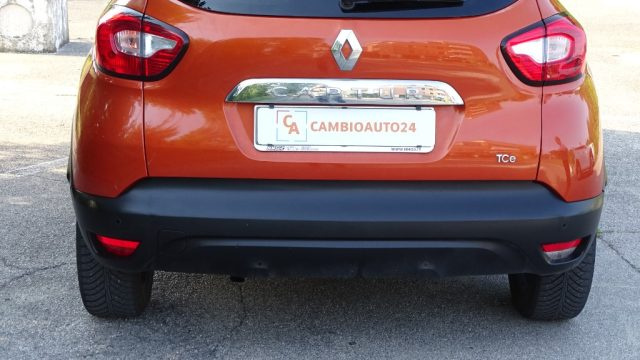 RENAULT Captur usata, con Luci diurne