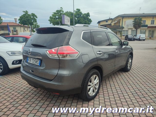 NISSAN X-Trail usata, con Autoradio