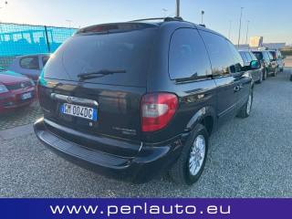 CHRYSLER Voyager usata, con Airbag laterali
