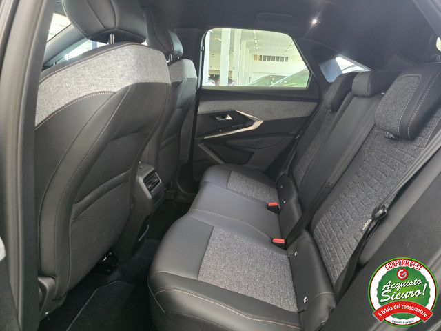 PEUGEOT 3008 usata, con USB