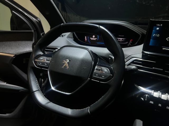 PEUGEOT 5008 usata, con Vetri oscurati