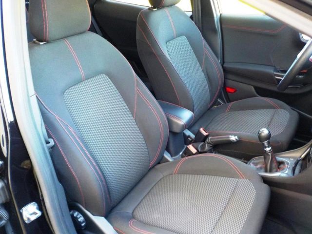 FORD Puma usata, con Sedile posteriore sdoppiato