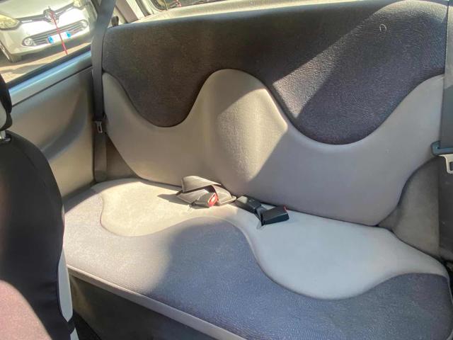 NISSAN Micra usata 8