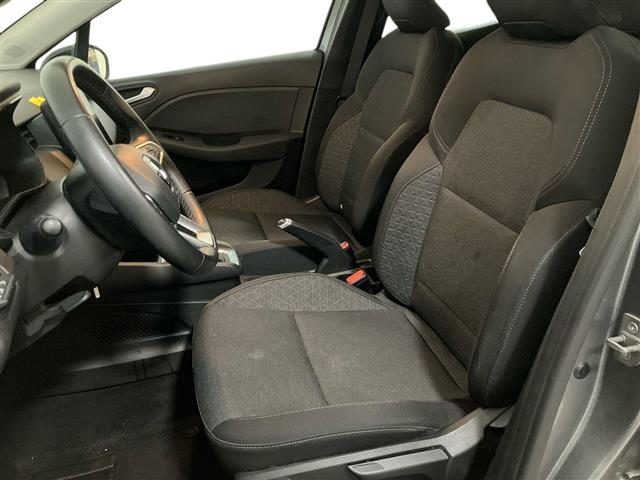 RENAULT Clio usata, con Volante in pelle