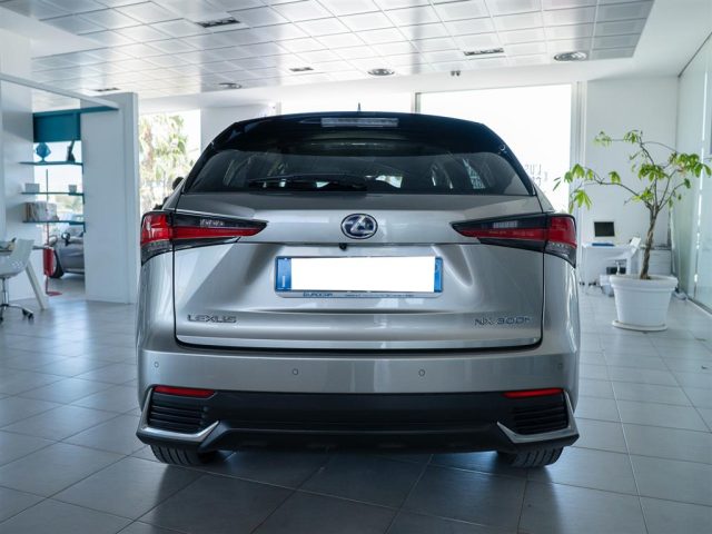 LEXUS NX 200t usata, con Airbag Passeggero