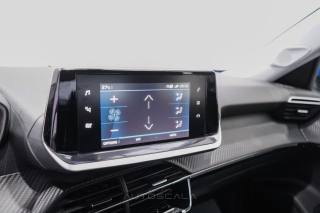 PEUGEOT 2008 usata, con Volante in pelle