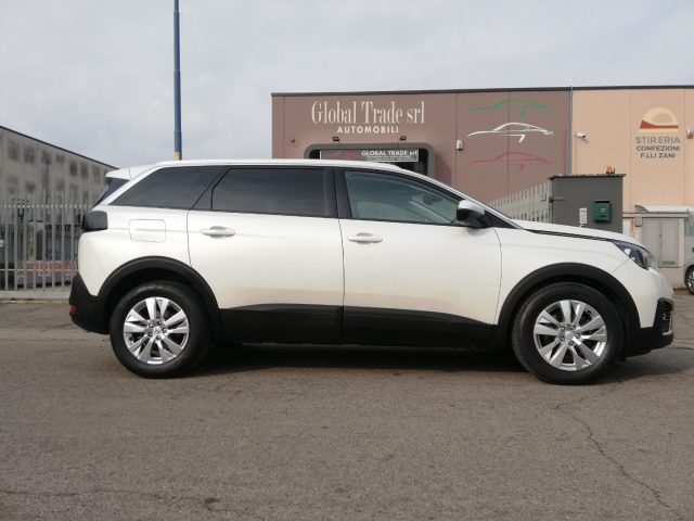 PEUGEOT 5008 usata, con Airbag laterali