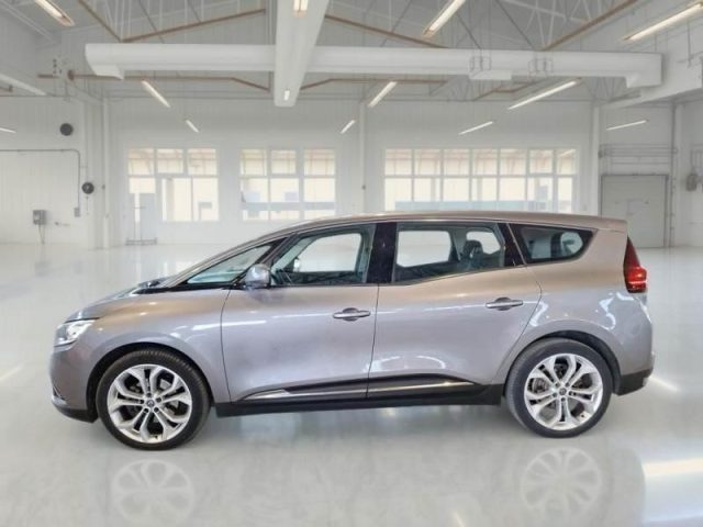 RENAULT Grand Scenic usata, con Airbag
