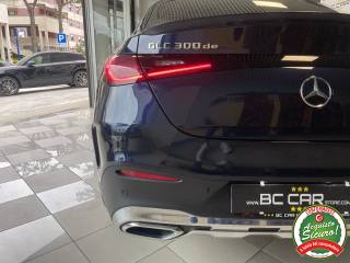 MERCEDES-BENZ GLC 300 usata, con Controllo elettronico della corsia