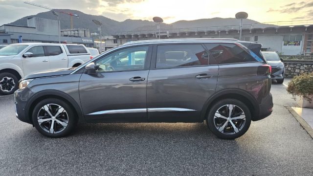 PEUGEOT 5008 usata, con Chiusura centralizzata