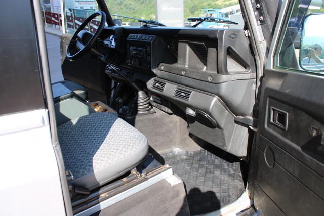LAND ROVER Defender usata 12