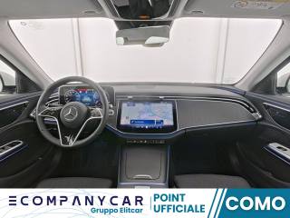 MERCEDES-BENZ E 220 usata, con Cerchi in lega