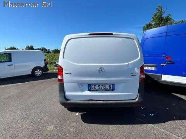 MERCEDES-BENZ Vito usata, con Autoradio