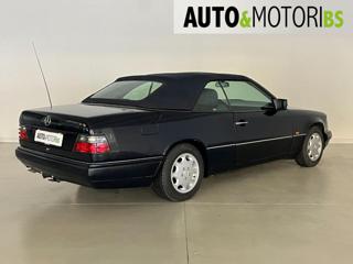 MERCEDES-BENZ E 200 usata, con Cerchi in lega