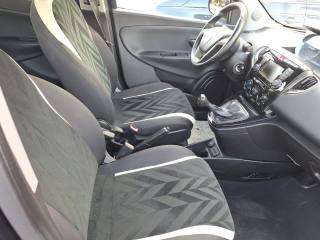 LANCIA Ypsilon usata, con Chiusura centralizzata