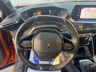 PEUGEOT 2008 usata, con Cerchi in lega