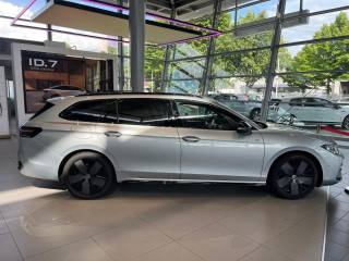 VOLKSWAGEN Passat usata, con Airbag Passeggero
