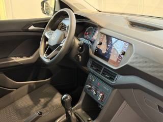 VOLKSWAGEN T-Cross usata 24