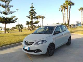 LANCIA Ypsilon usata, con Airbag