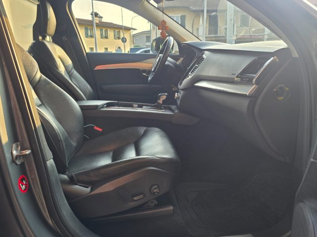 VOLVO XC90 usata, con Schermo multifunzione interamente digitale