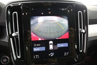VOLVO XC40 usata 11