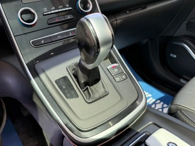 RENAULT Scenic usata, con Servosterzo