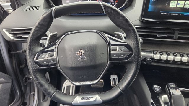 PEUGEOT 3008 usata, con Volante in pelle