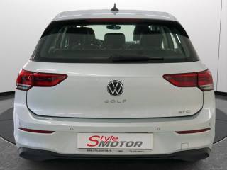 VOLKSWAGEN Golf usata, con Autoradio digitale
