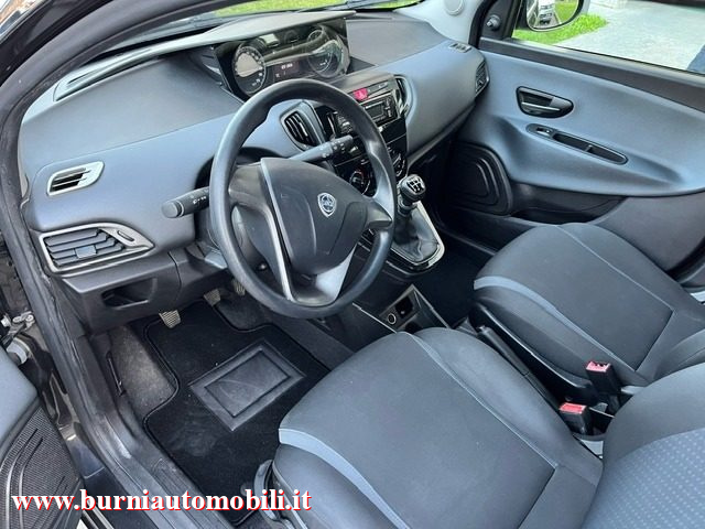 LANCIA Ypsilon usata, con Chiusura centralizzata