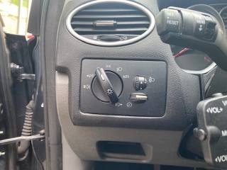FORD Focus usata, con Controllo automatico clima