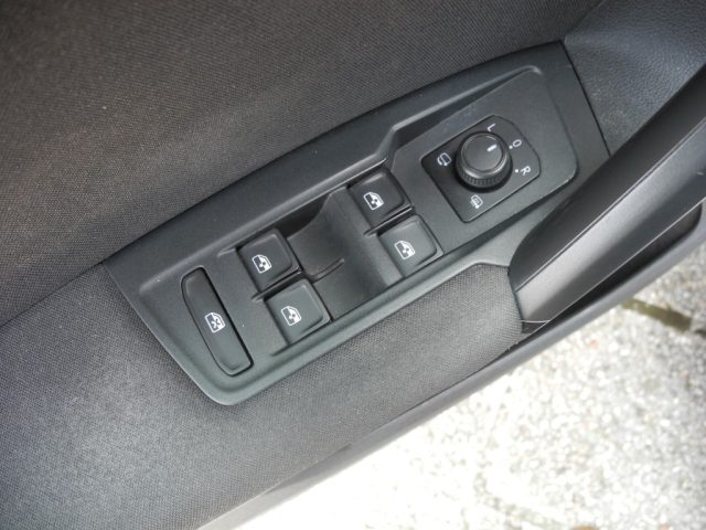 VOLKSWAGEN Tiguan usata, con Apple CarPlay