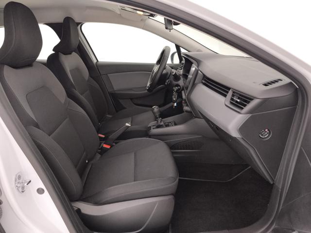 RENAULT Clio usata, con Luci diurne