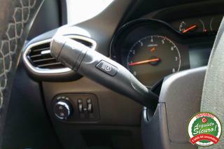 OPEL Crossland usata, con Sedile posteriore sdoppiato