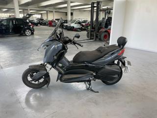 YAMAHA X-MAX 300 usata 3