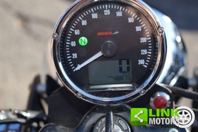 TRIUMPH Legend TT 900 usata 8