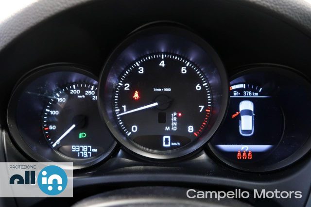 PORSCHE Macan usata 8