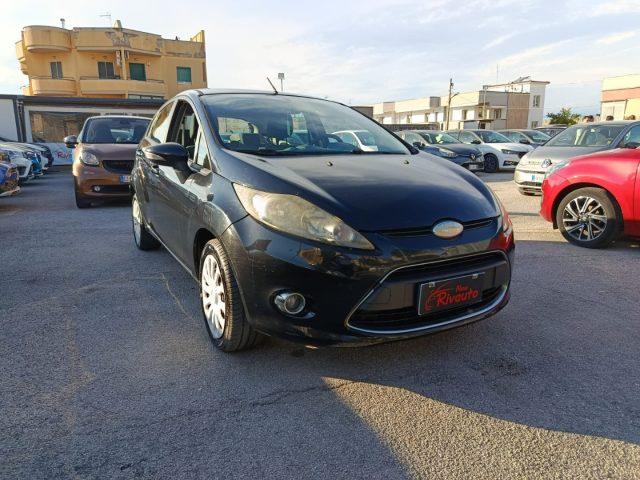 FORD Fiesta usata, con ESP