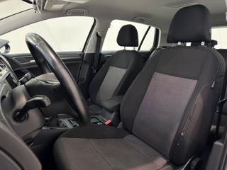 VOLKSWAGEN Golf usata, con ESP