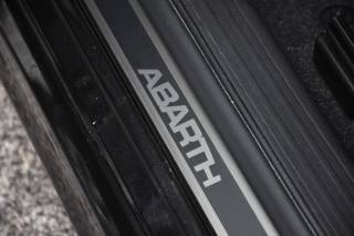 ABARTH 595 usata, con Volante in pelle